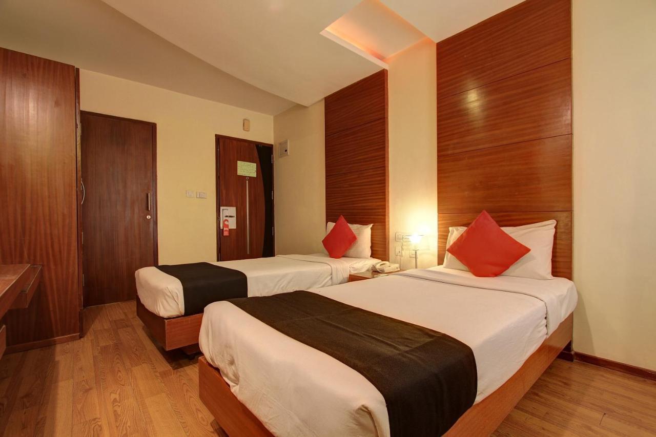 Collection O 29684 Hotel Vikram Palace & Restaurant Dayal Bagh Номер фото